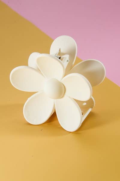 Oversize Matte Flower Claw Clip