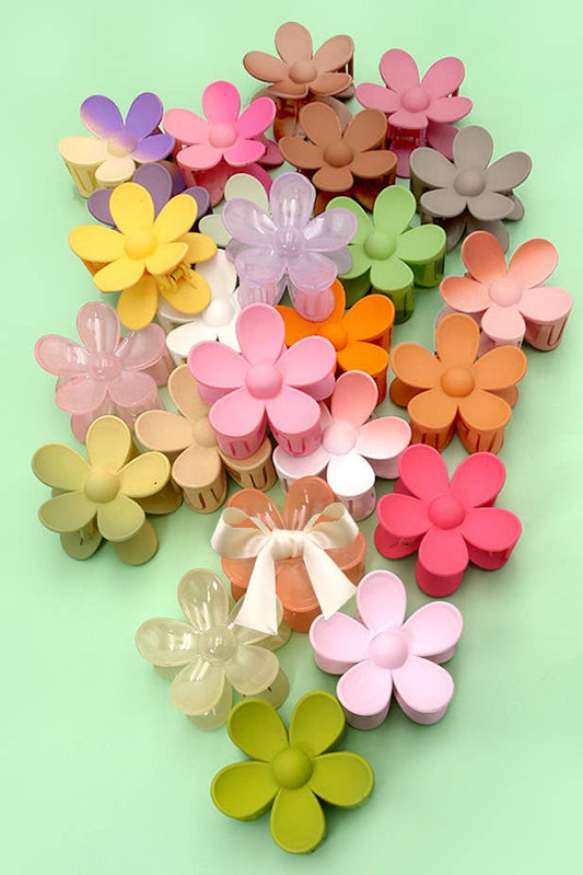 Oversize Matte Flower Claw Clip