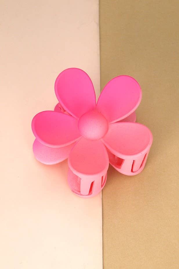 Oversize Matte Flower Claw Clip