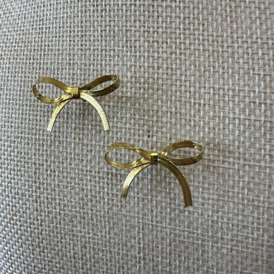 Herringbone Chain Bow Earrings