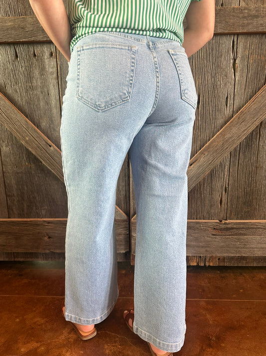 Patch Pocket Wide Leg Jeans