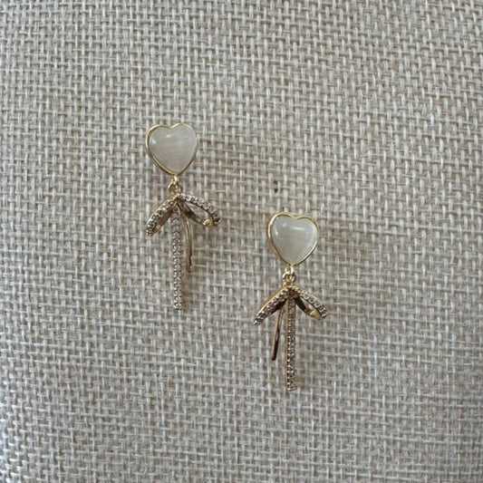 Cat's Eye Heart Bow Tassel Earrings