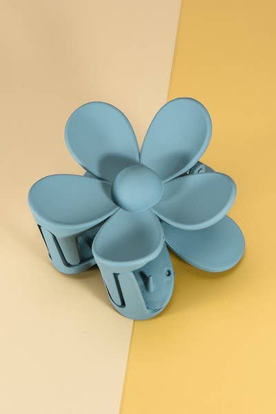Oversize Matte Flower Claw Clip