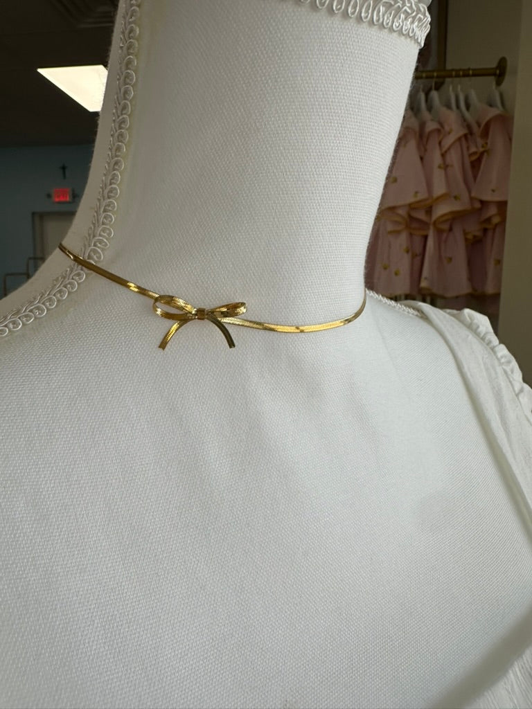 Herringbone Chain Bow Necklace