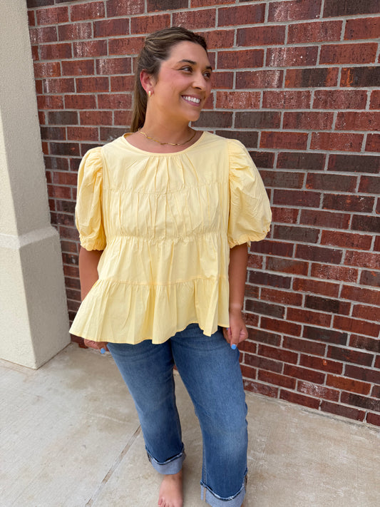 Tiering Shirring Puff Sleeve Top