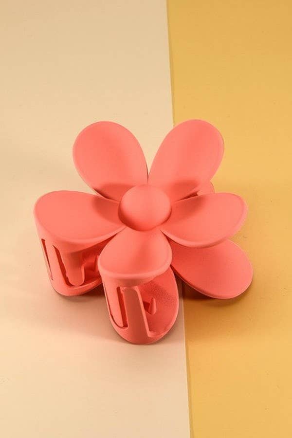 Oversize Matte Flower Claw Clip